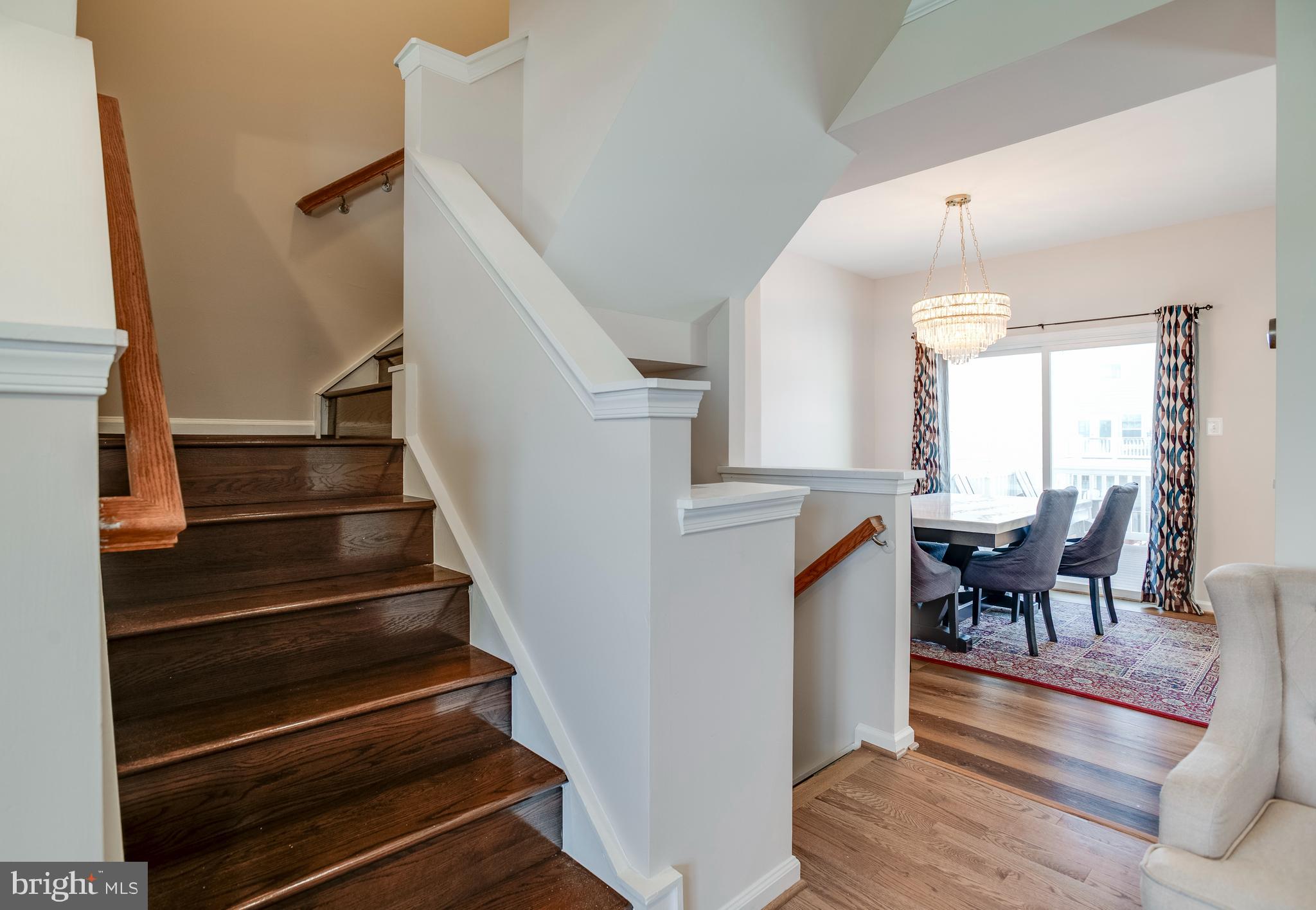 SEVEN HILLS - Residential