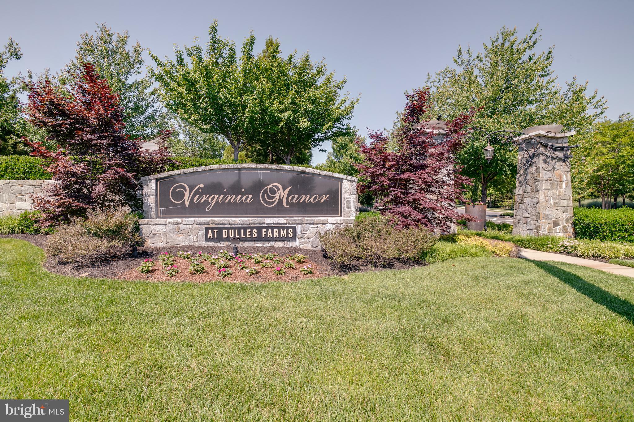 SEVEN HILLS - Residential