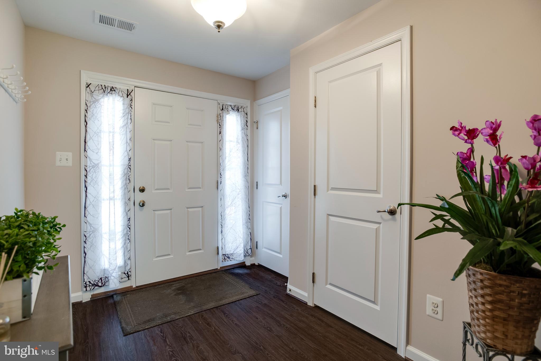 SEVEN HILLS - Residential