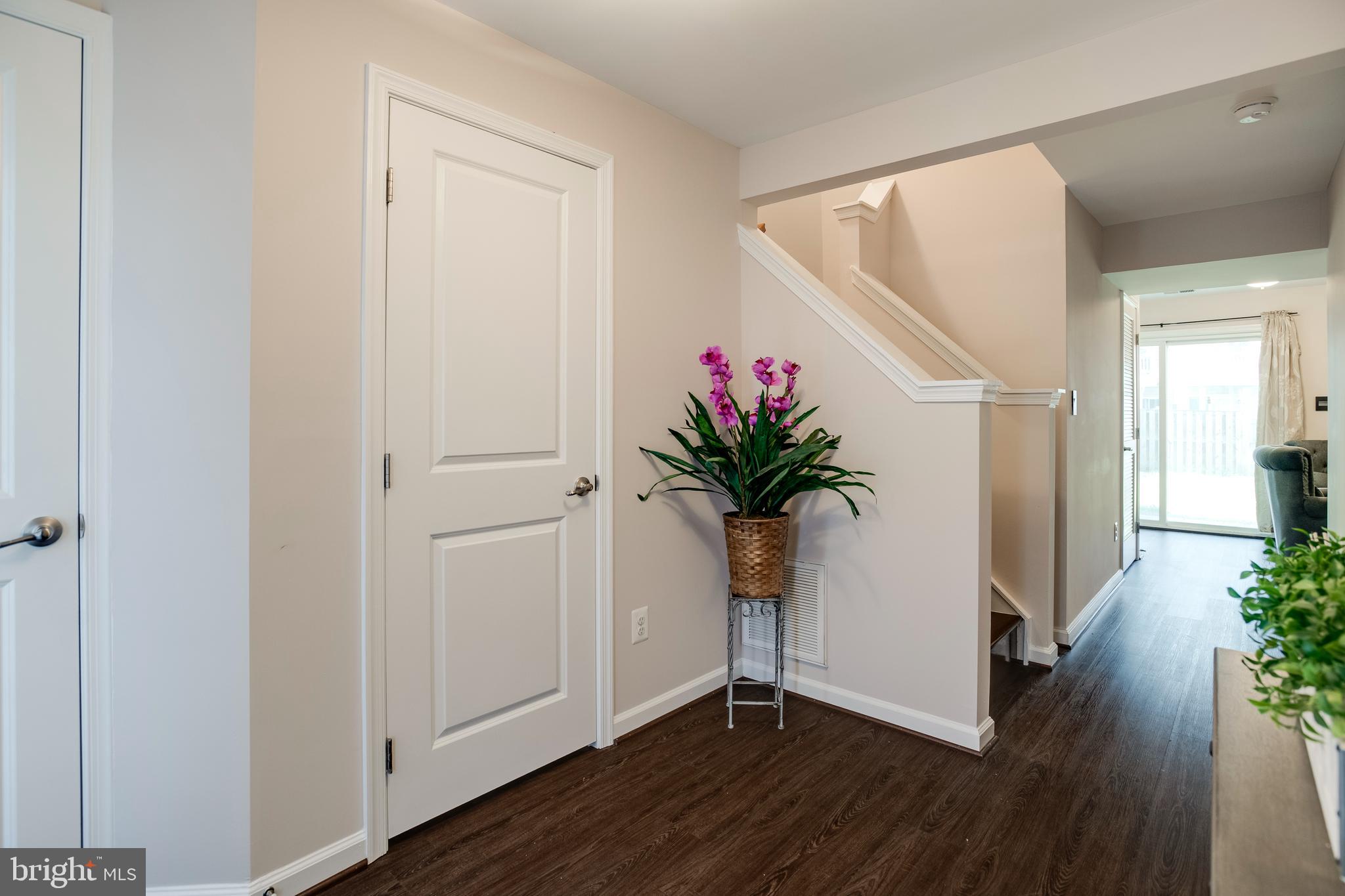 SEVEN HILLS - Residential