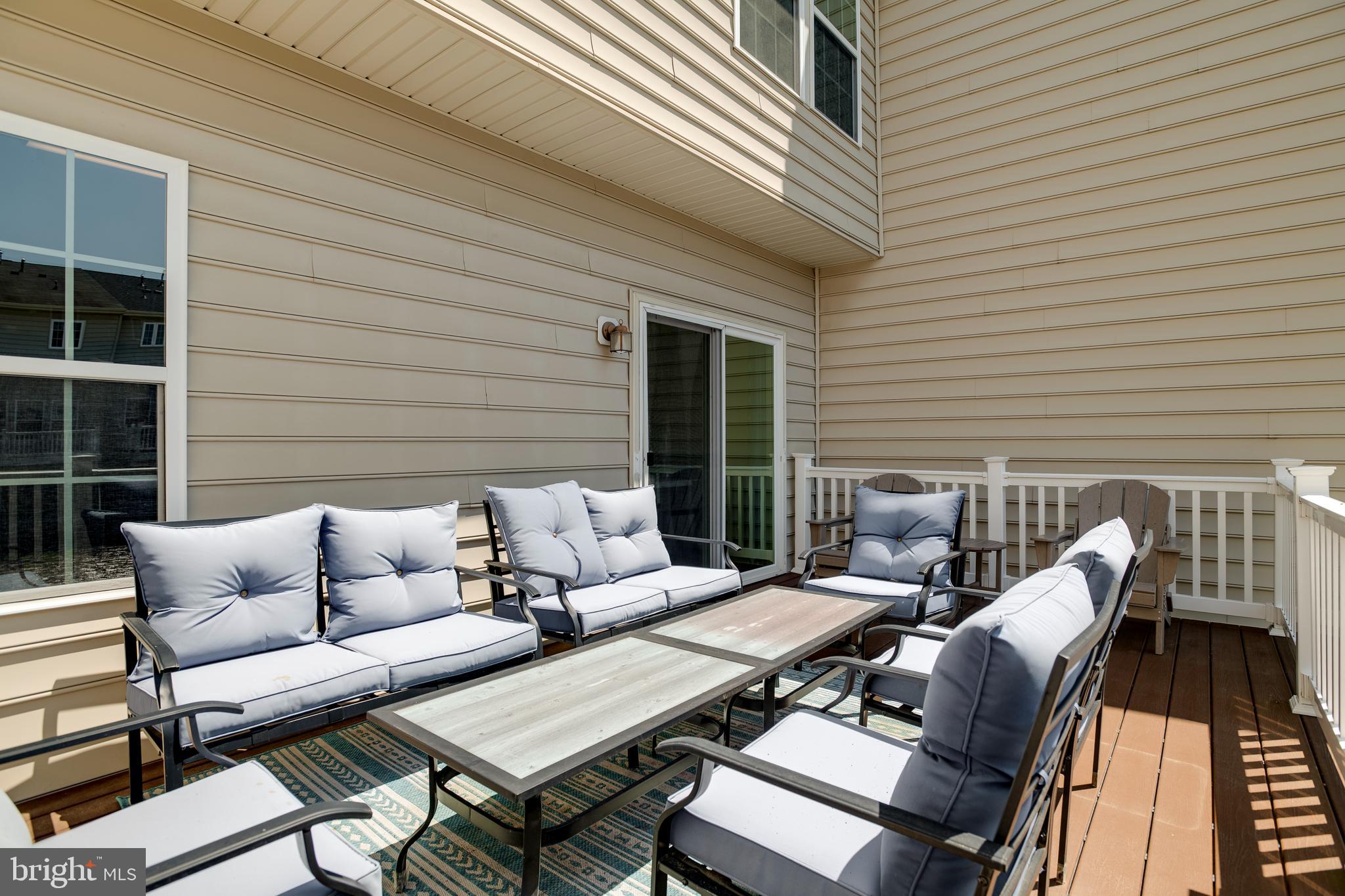 SEVEN HILLS - Residential