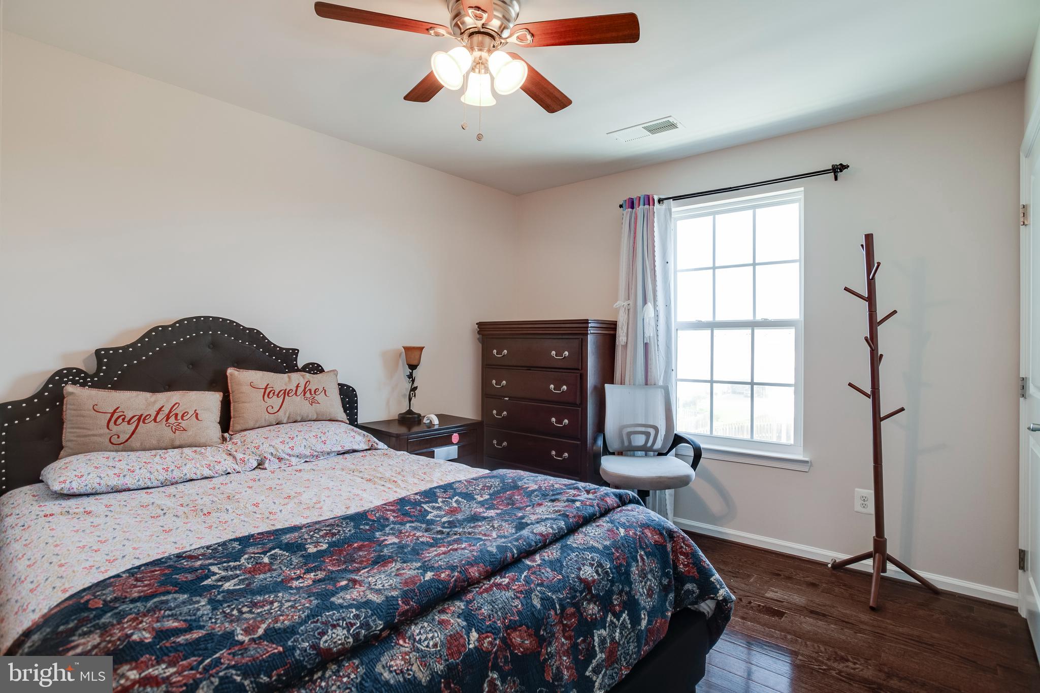 SEVEN HILLS - Residential