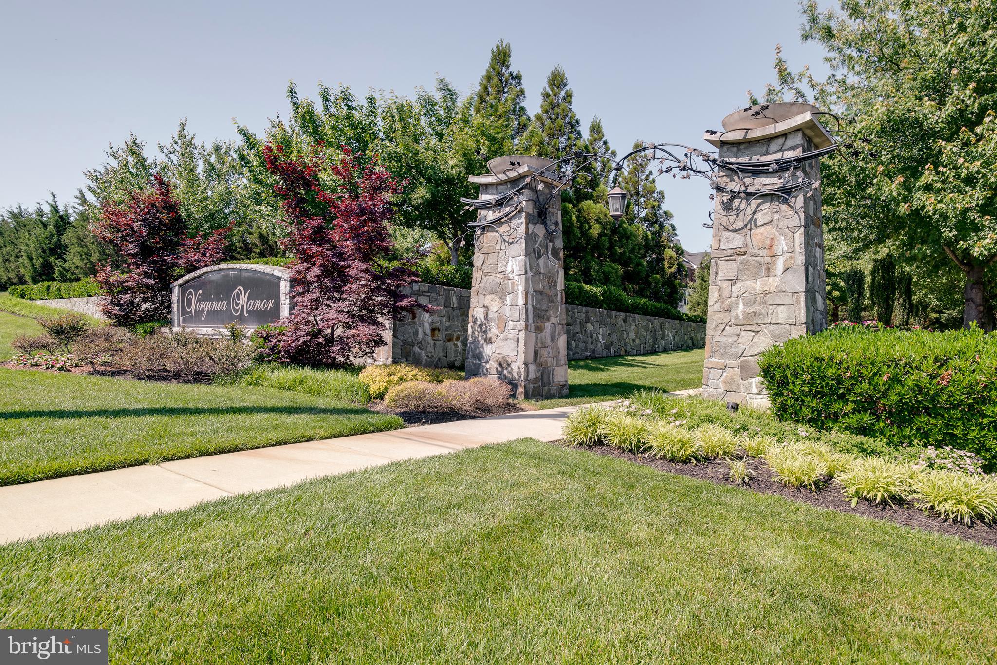 SEVEN HILLS - Residential