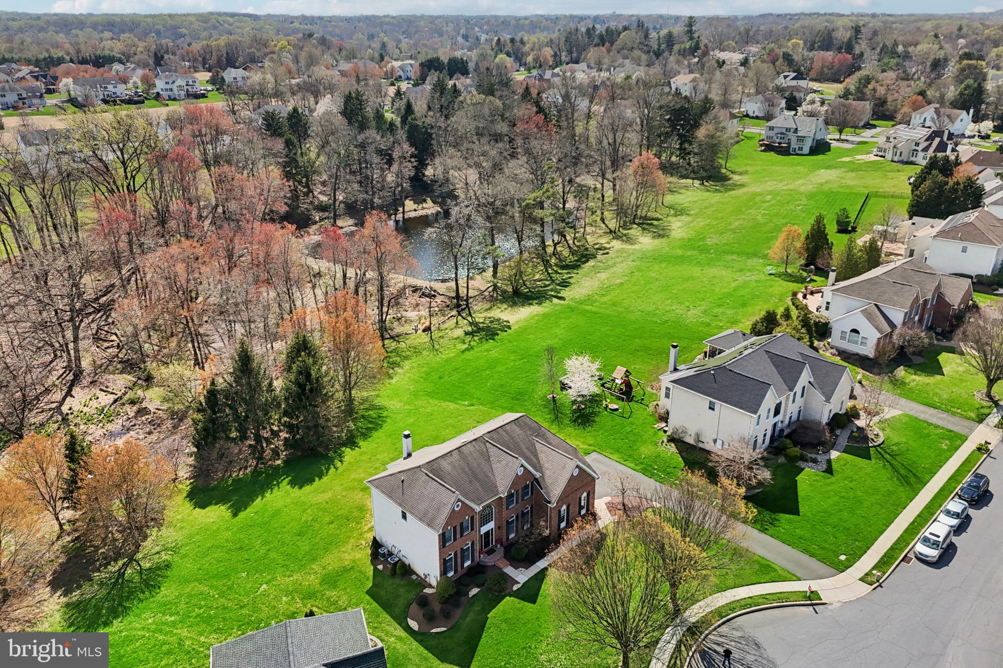 NORTHAMPTON CREST - Residential