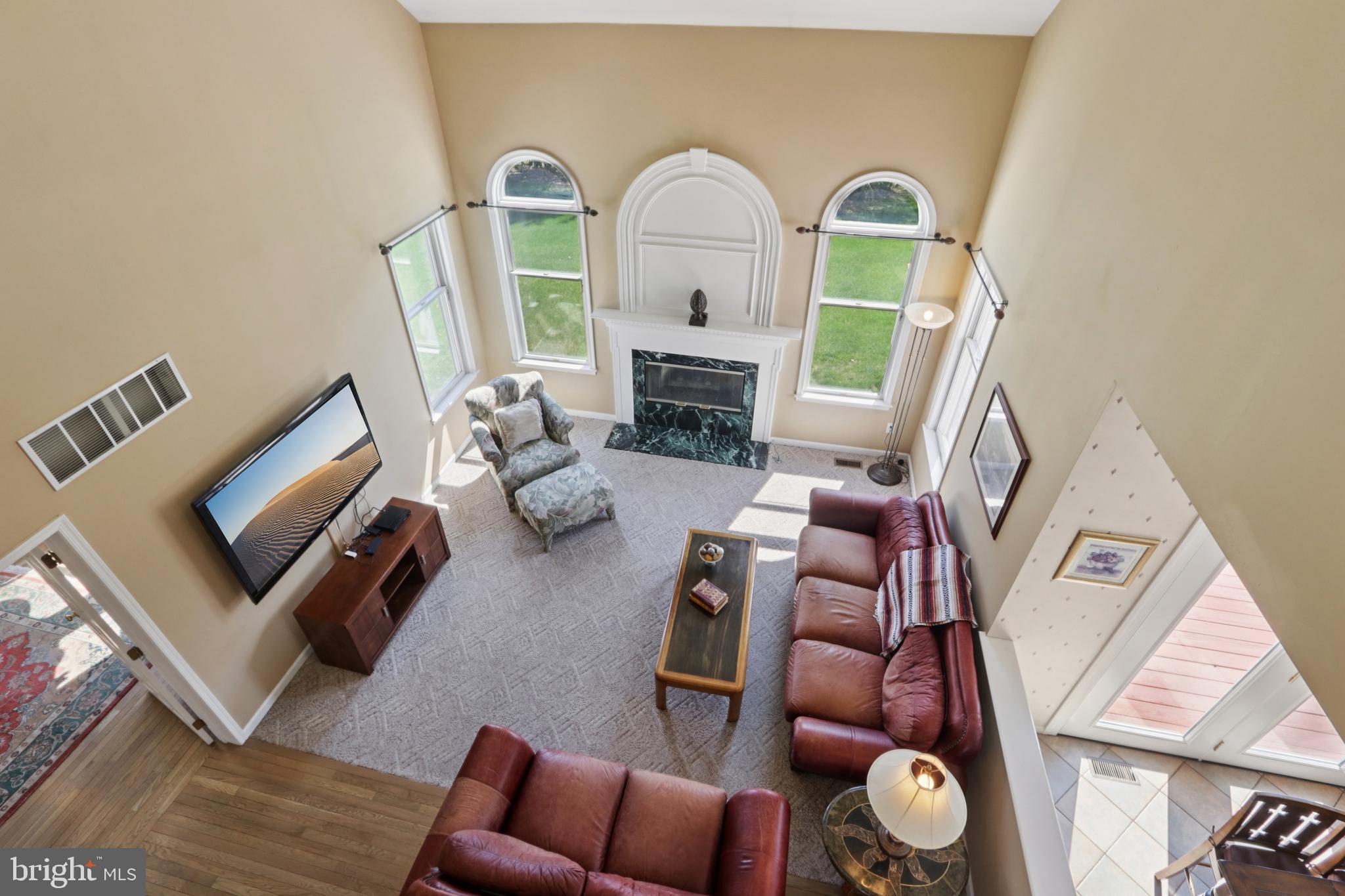 NORTHAMPTON CREST - Residential