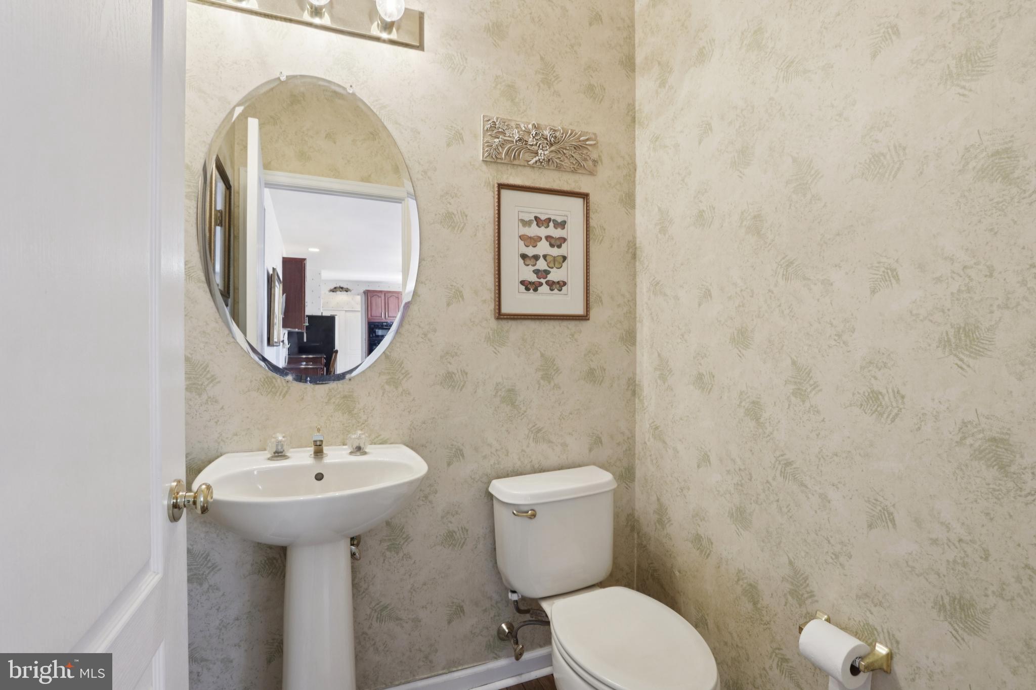 NORTHAMPTON CREST - Residential