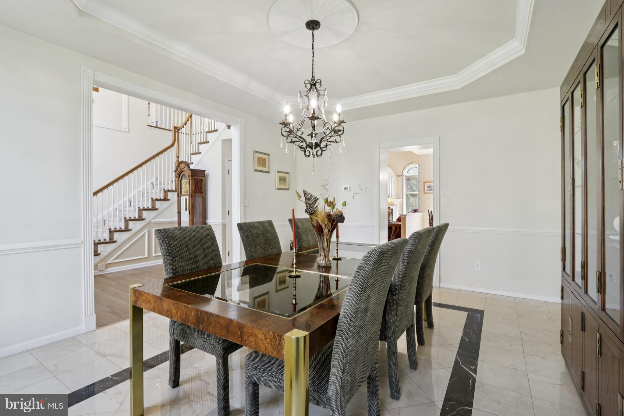 NORTHAMPTON CREST - Residential