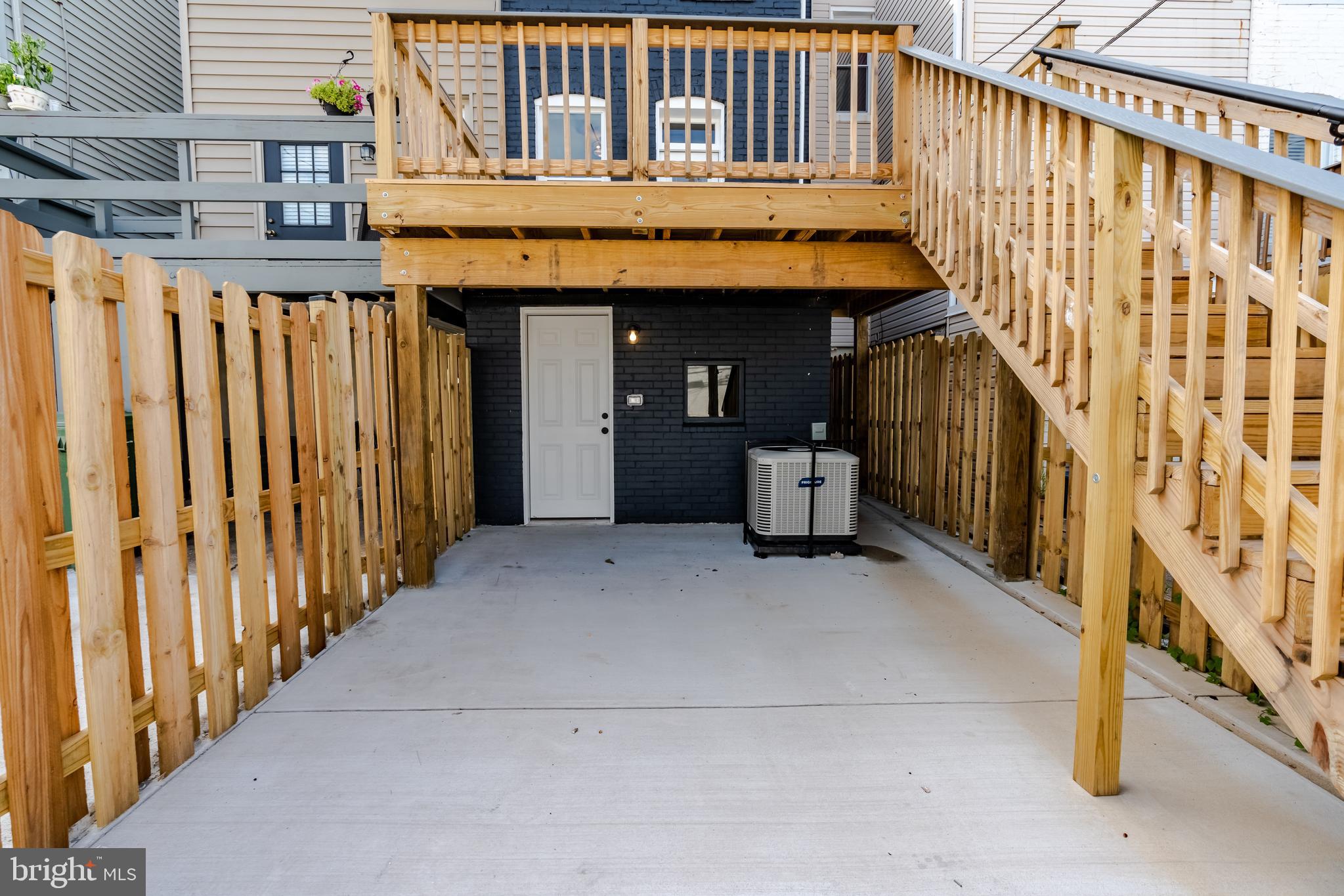 BREWERS HILL - Residential