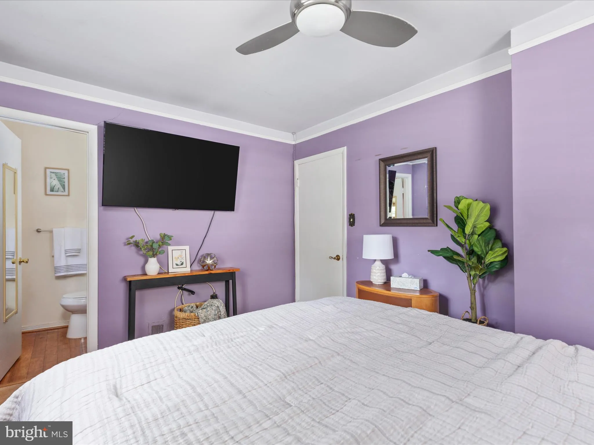 Alexandria, Virginia 22309, United States, 3 Bedrooms Bedrooms, ,2 BathroomsBathrooms,Residential,Pending,205170