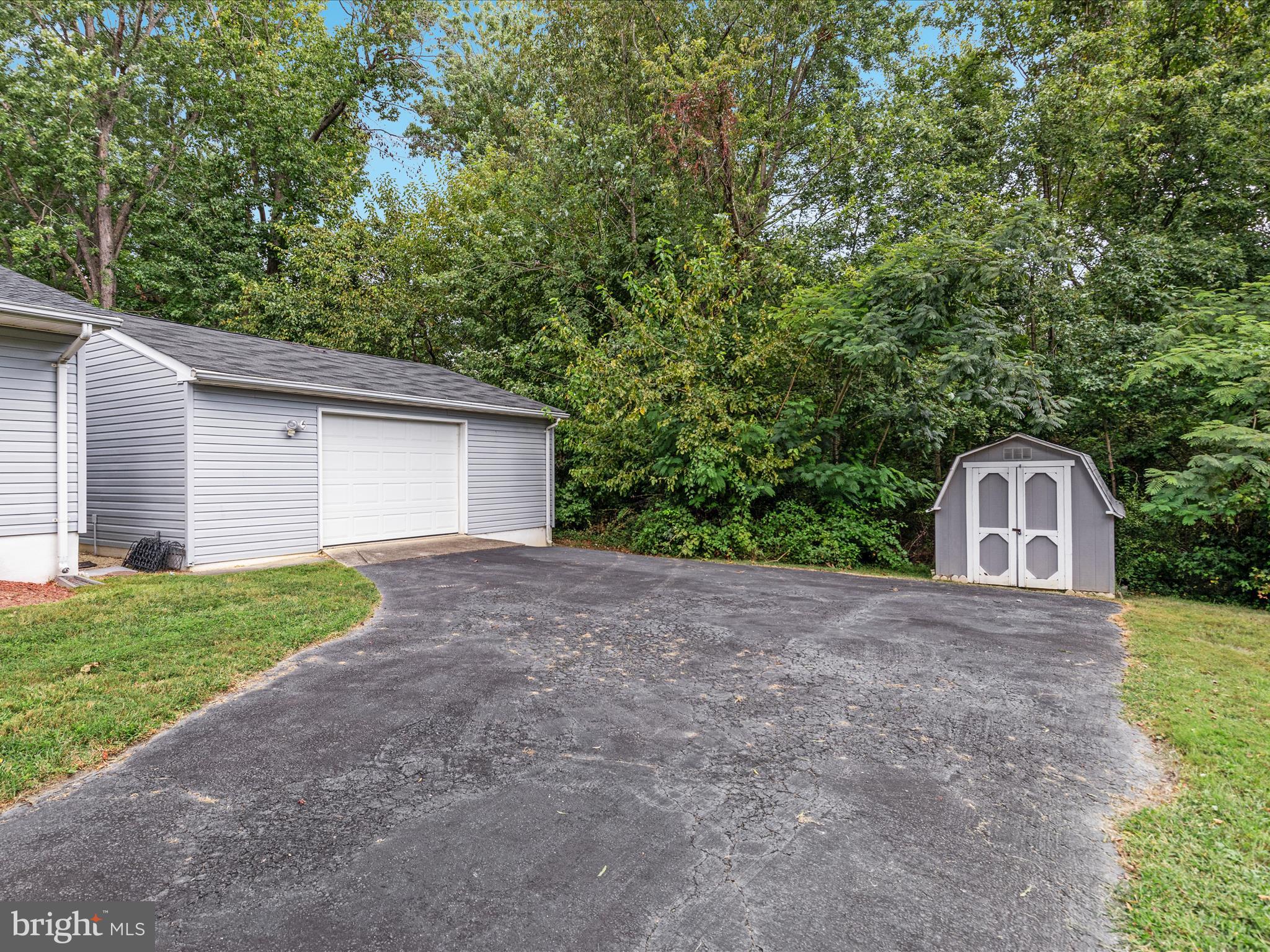 WOODLAWN TERRACE - Residential