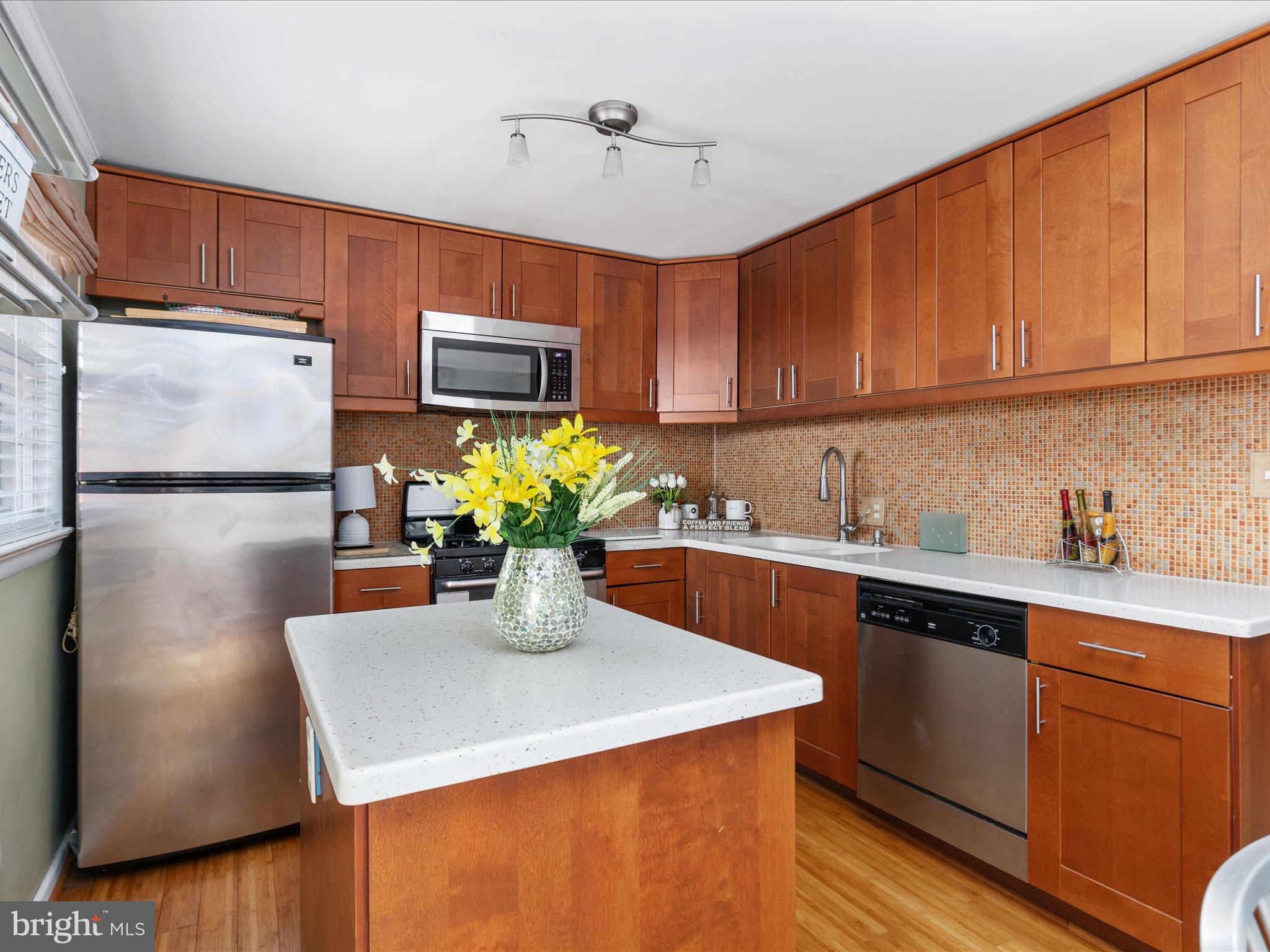 WOODLAWN TERRACE - Residential