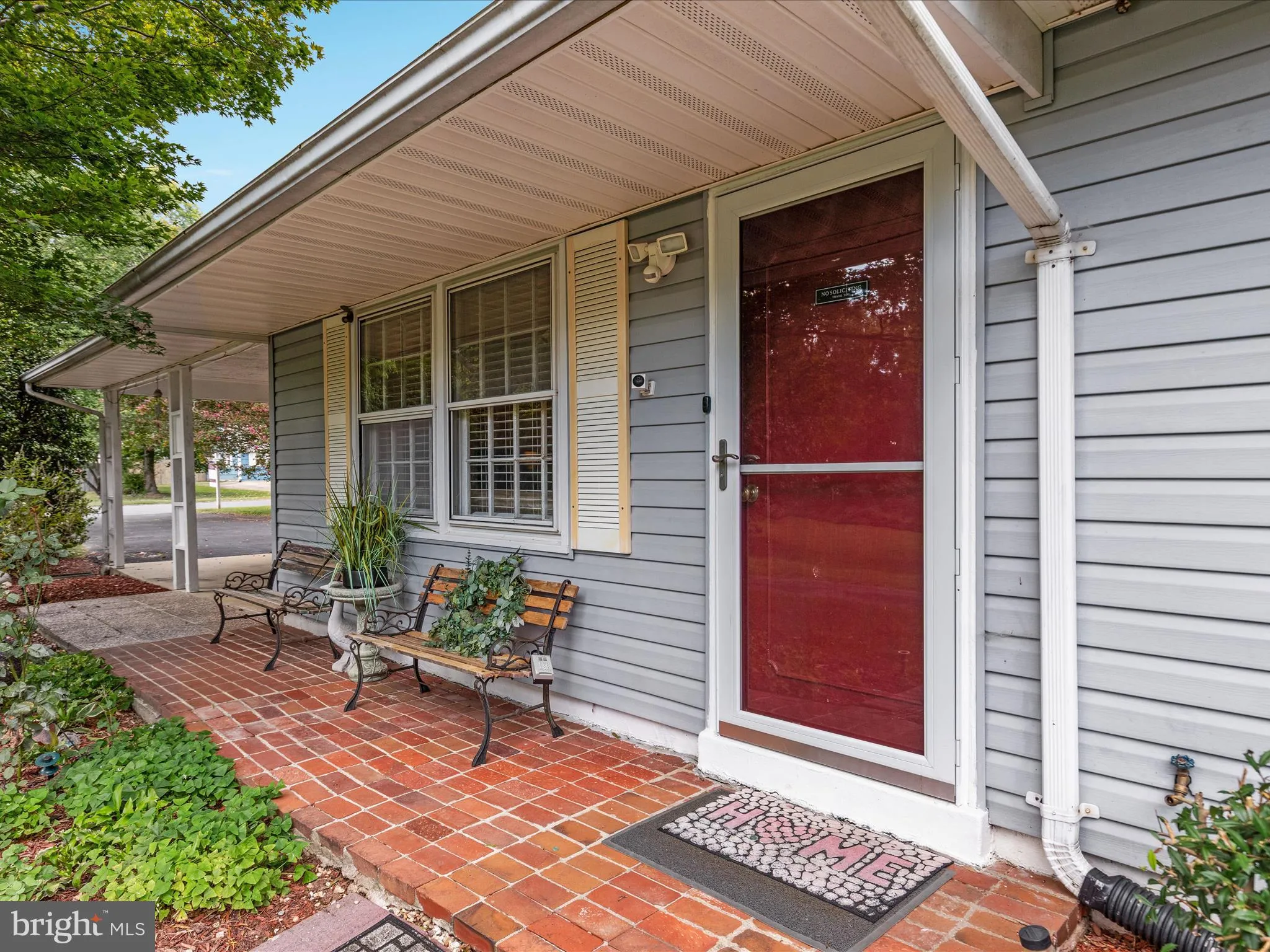 Alexandria, Virginia 22309, United States, 3 Bedrooms Bedrooms, ,2 BathroomsBathrooms,Residential,Pending,205170