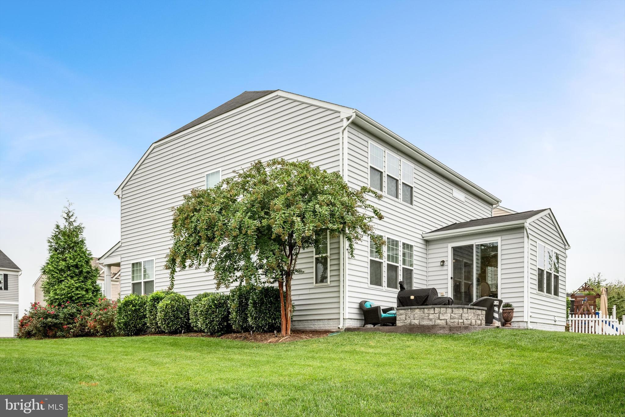 LELAND STATION - NORTH - Residential