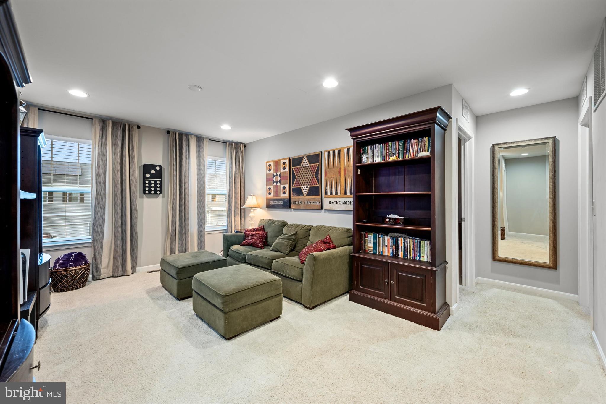 LELAND STATION - NORTH - Residential