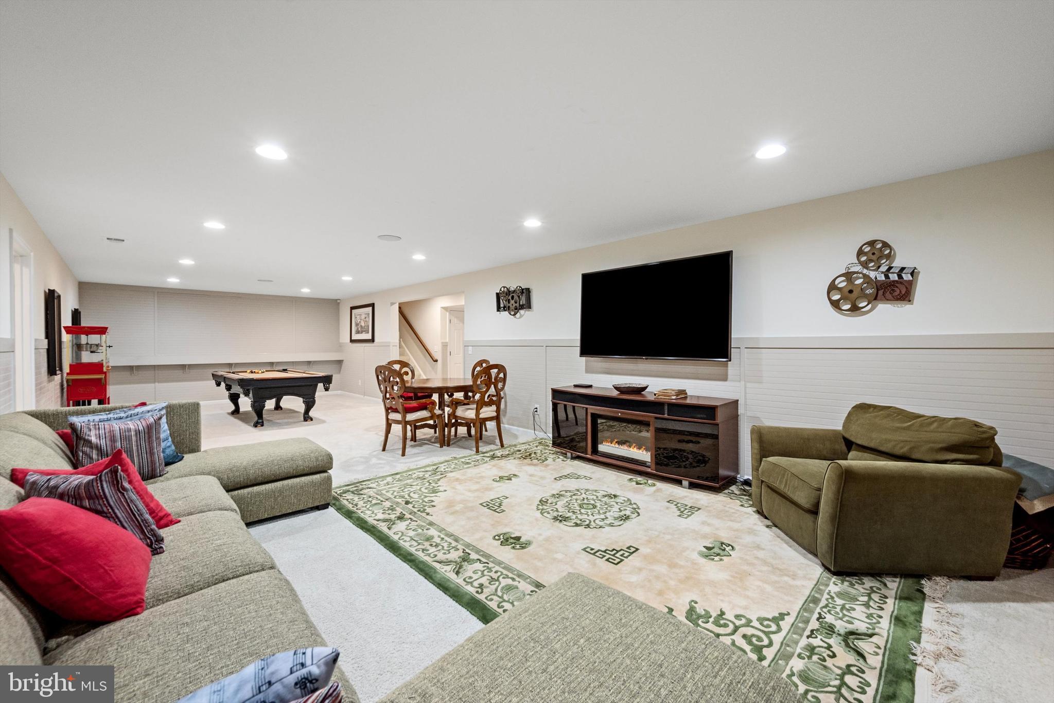 LELAND STATION - NORTH - Residential