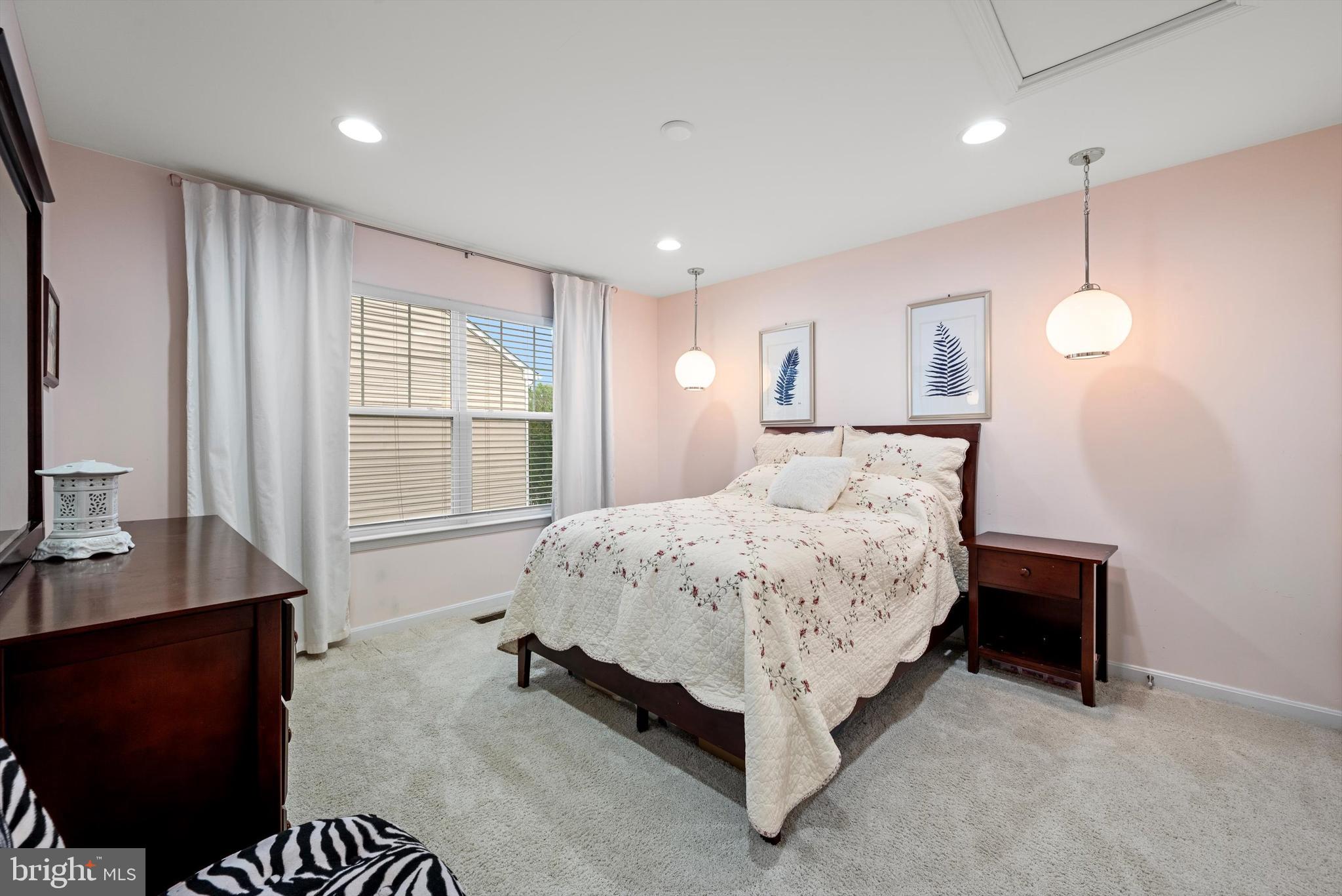 LELAND STATION - NORTH - Residential