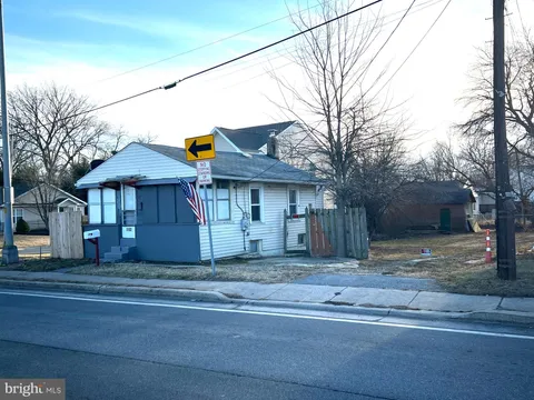 MLS: DENC2075384