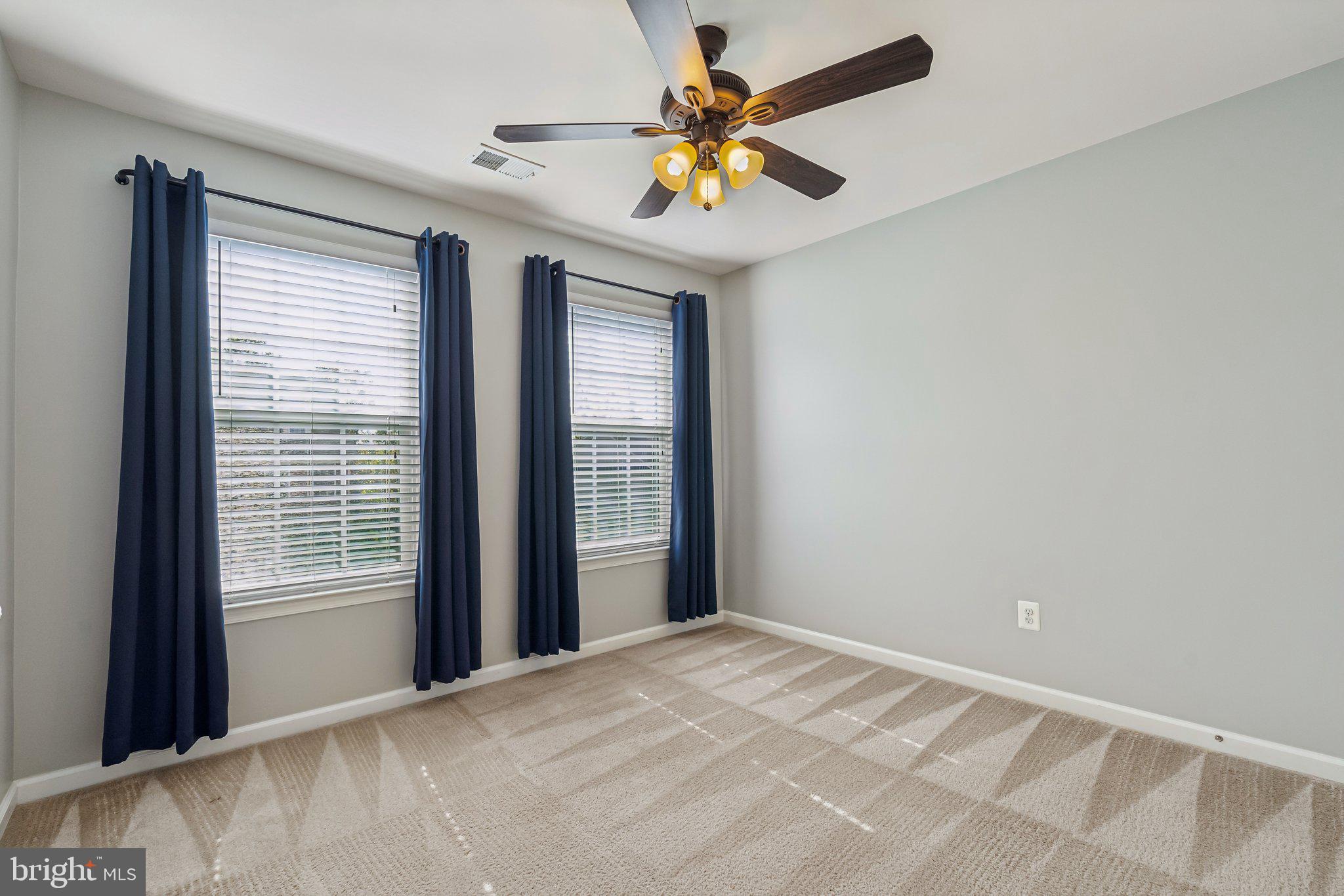 SEVEN HILLS - Residential