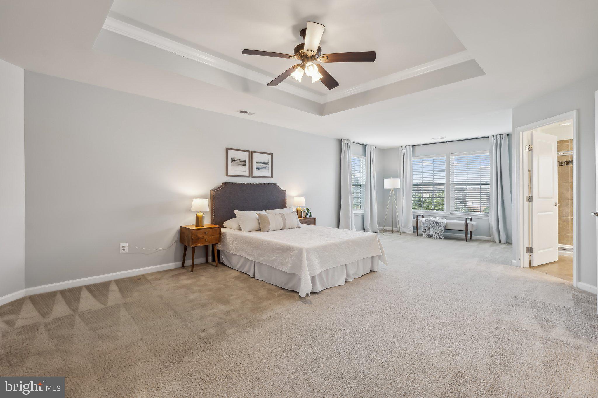 SEVEN HILLS - Residential