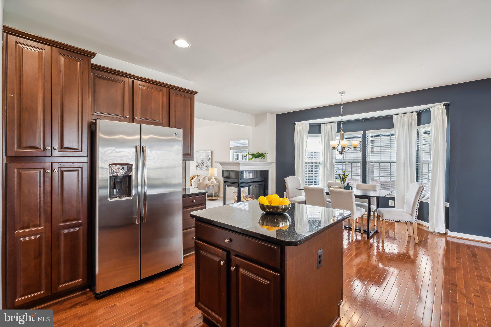 SEVEN HILLS - Residential