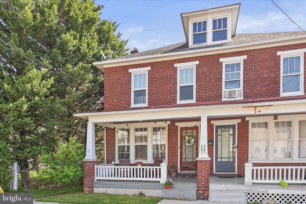 Photo of 207 N Stratton St, GETTYSBURG, PA 17325 (MLS # PAAD2023046)