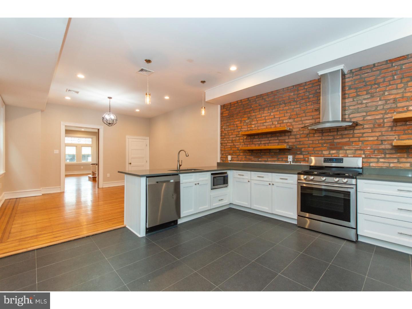 PHILADELPHIA (WEST) - Residential