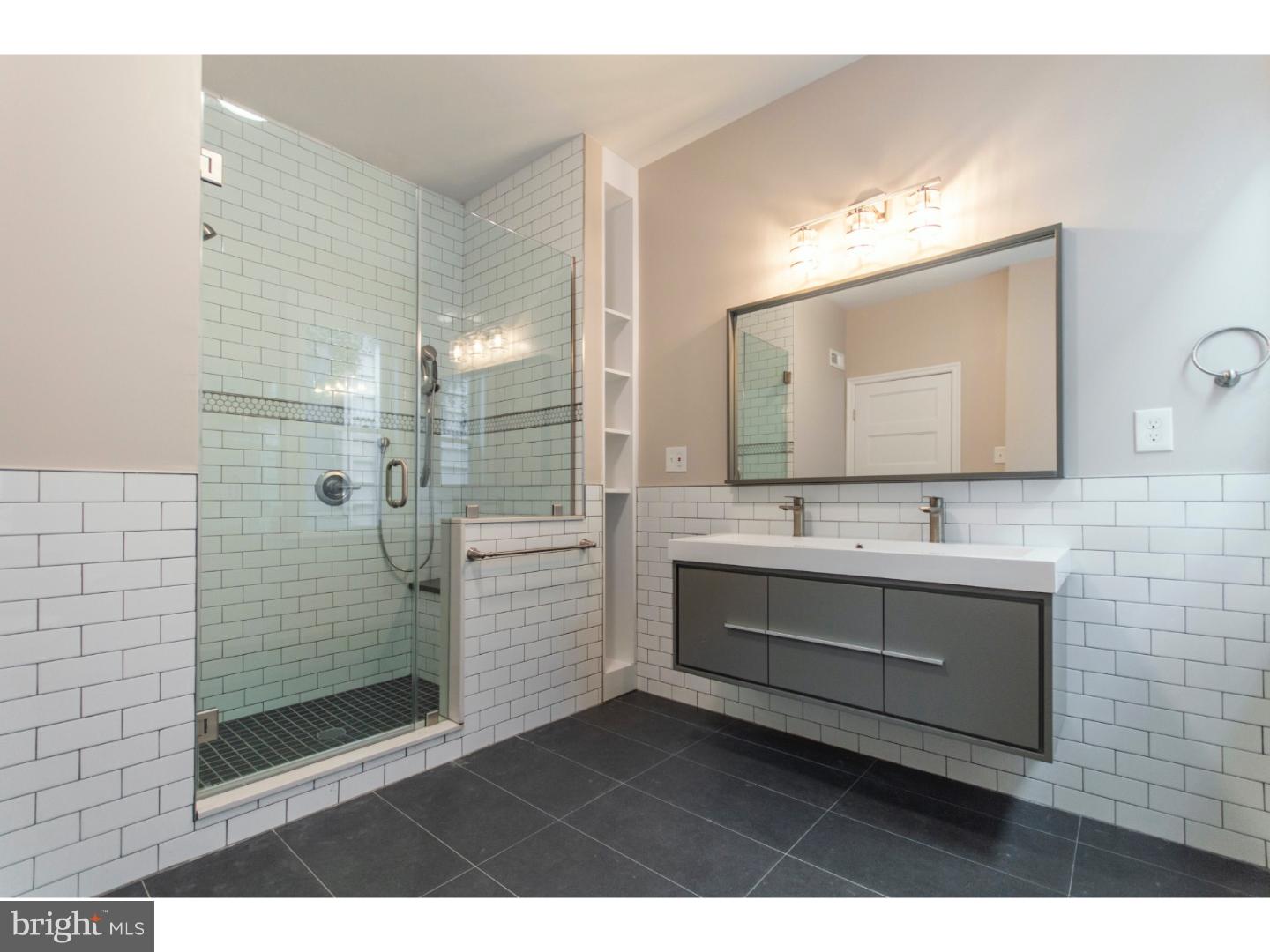 PHILADELPHIA (WEST) - Residential