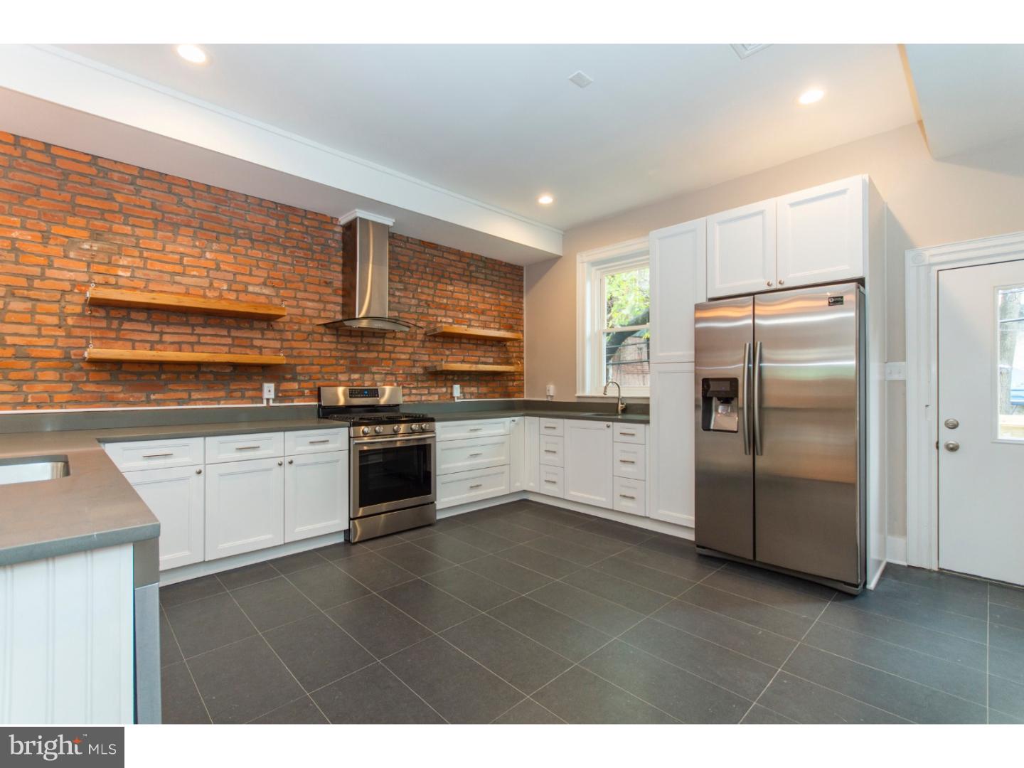 PHILADELPHIA (WEST) - Residential