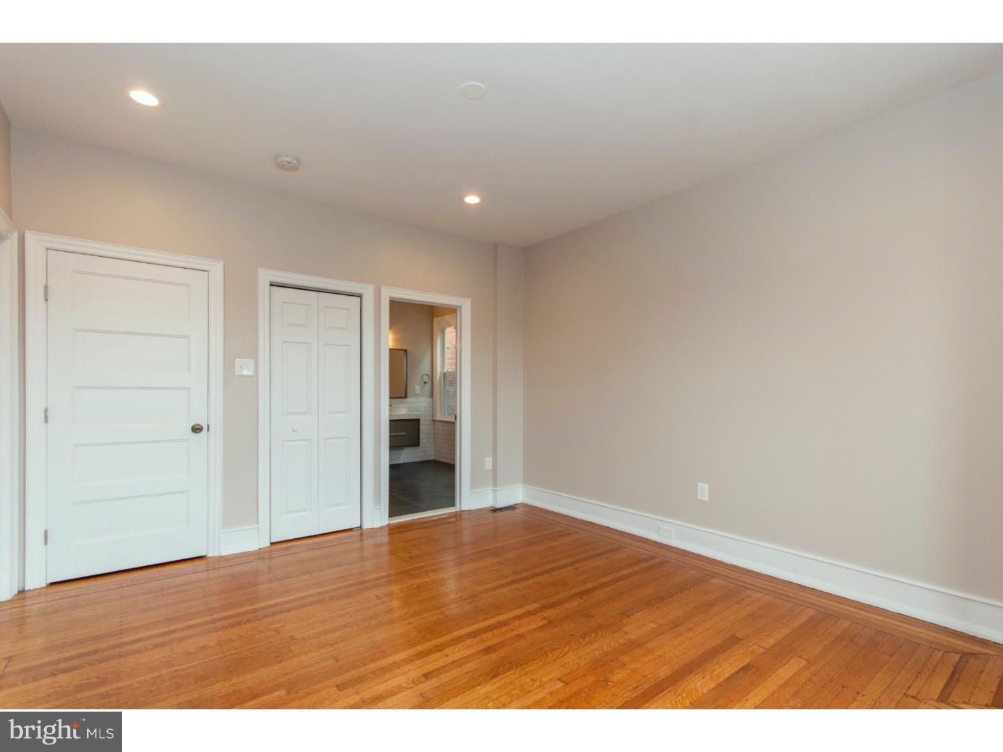 PHILADELPHIA (WEST) - Residential