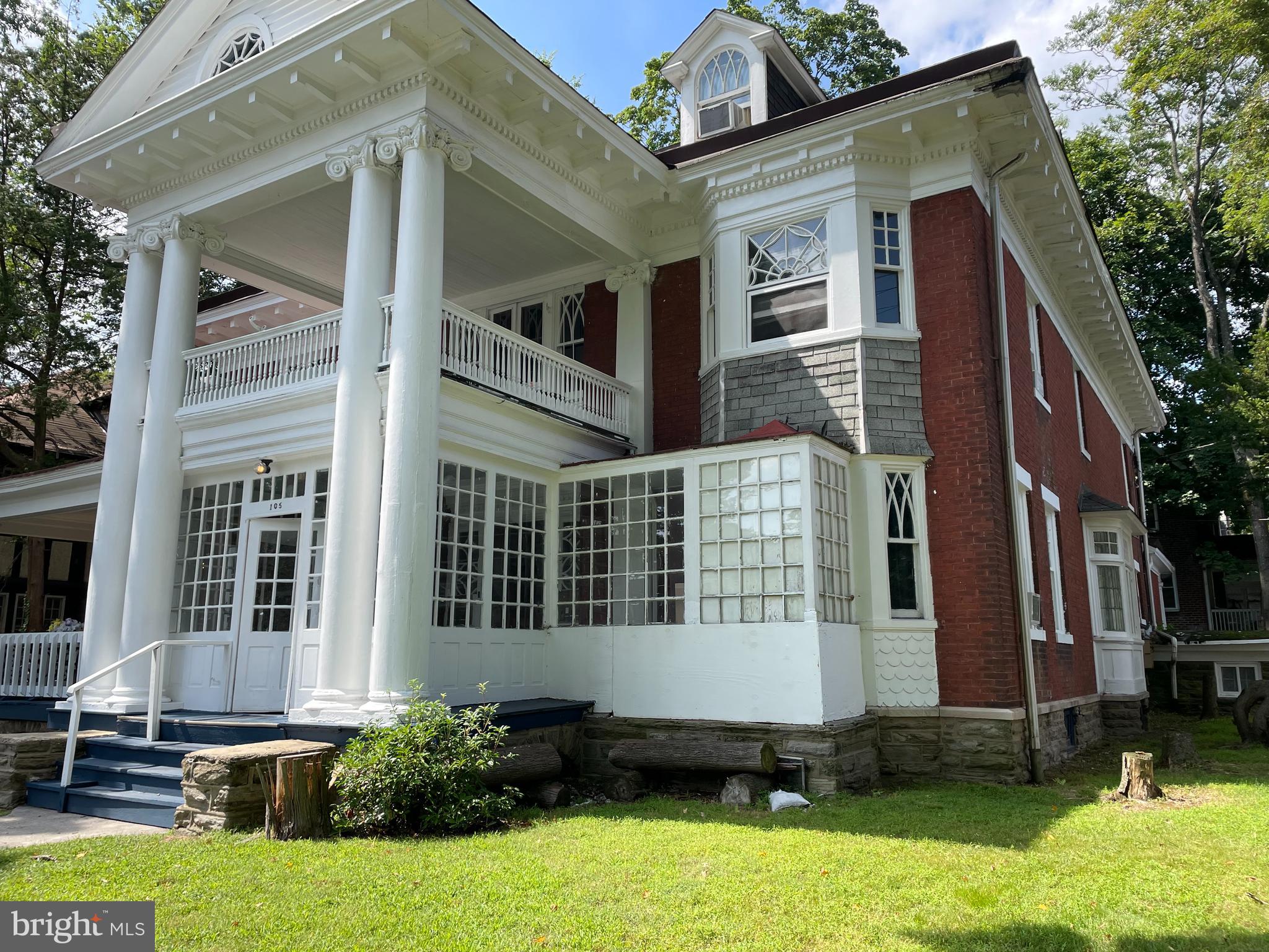 105 W TULPEHOCKEN
