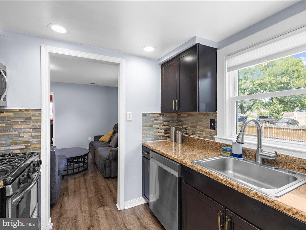 ROCK CREEK ESTATES - Residential