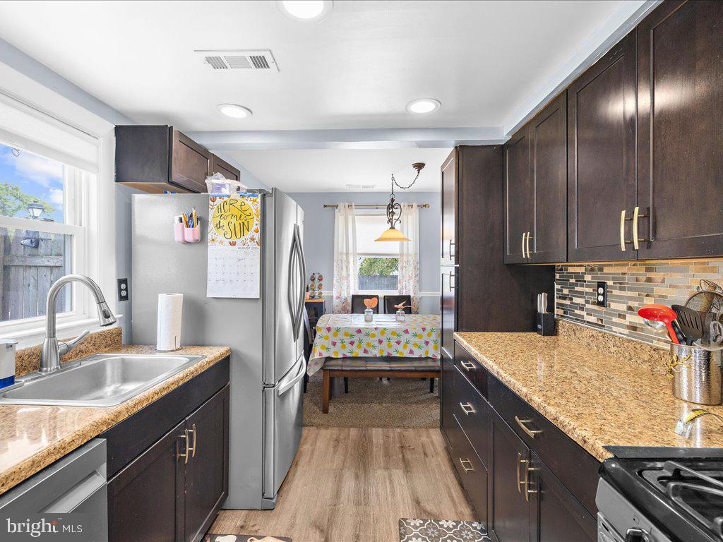 ROCK CREEK ESTATES - Residential