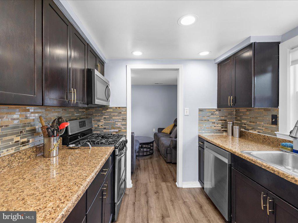 ROCK CREEK ESTATES - Residential