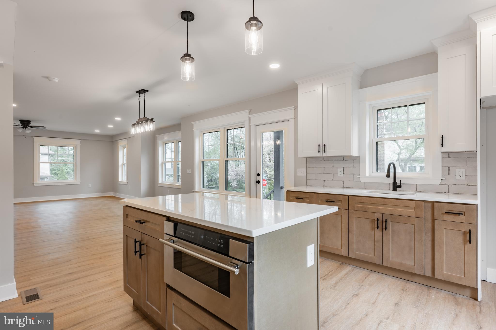 JENKINTOWN - Residential