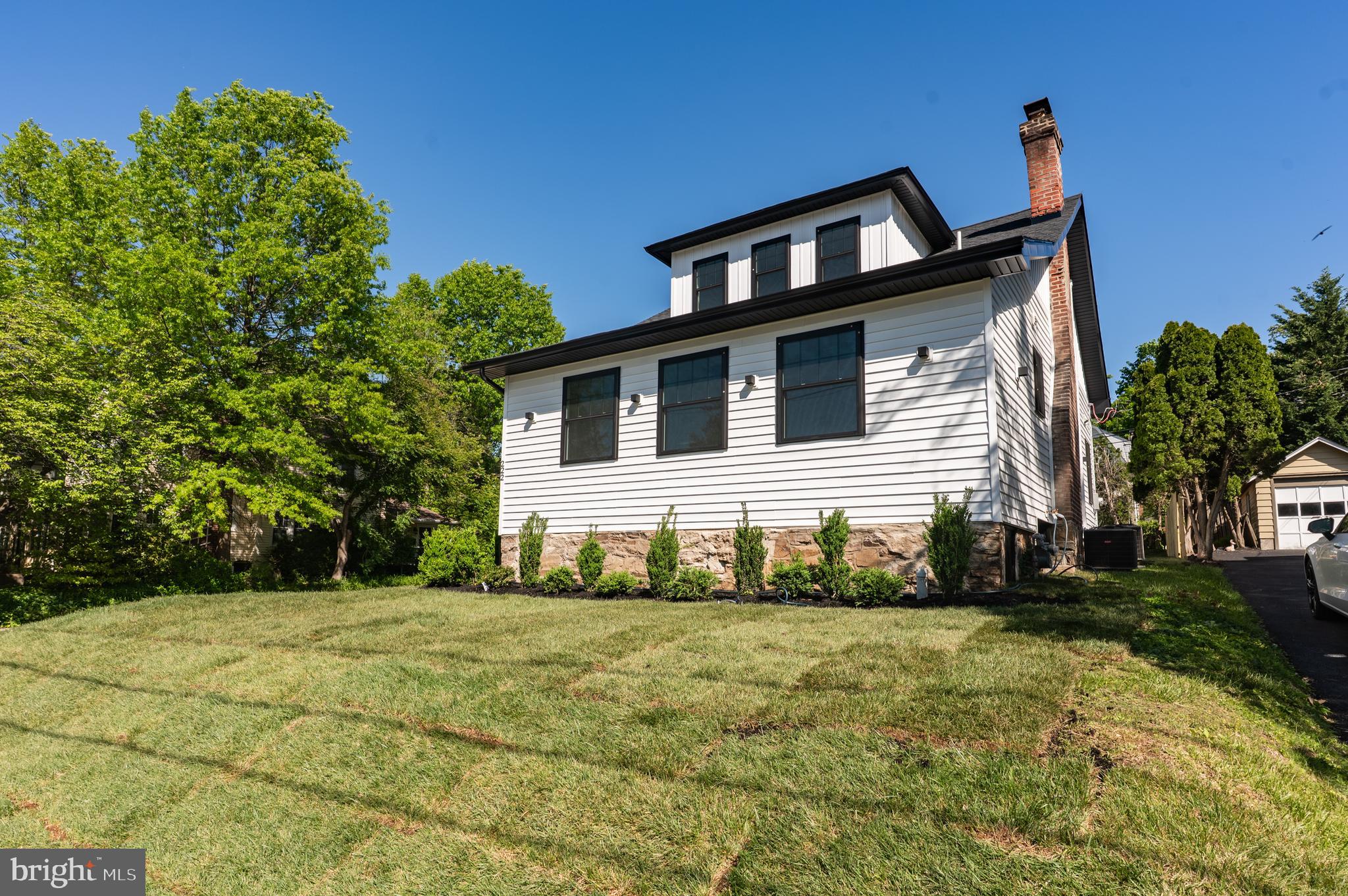 JENKINTOWN - Residential