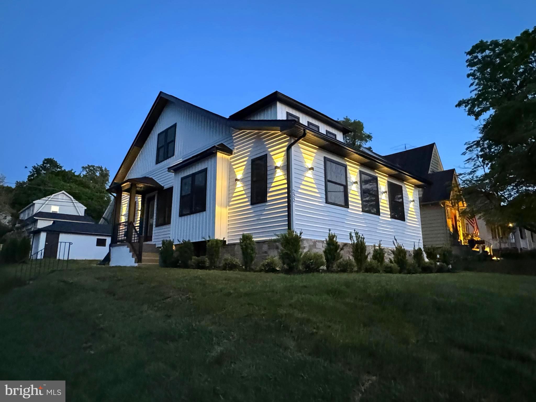 JENKINTOWN - Residential