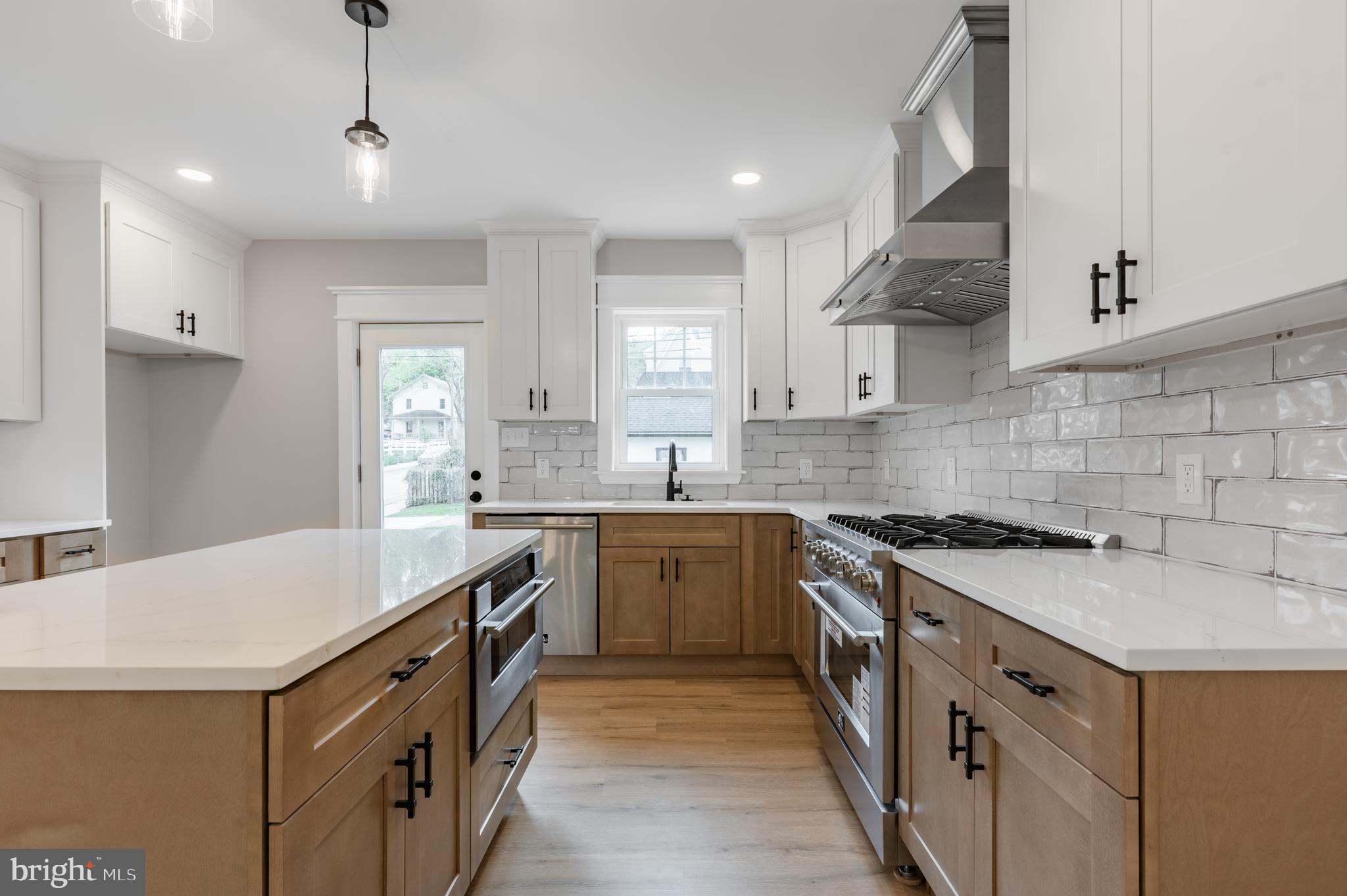 JENKINTOWN - Residential