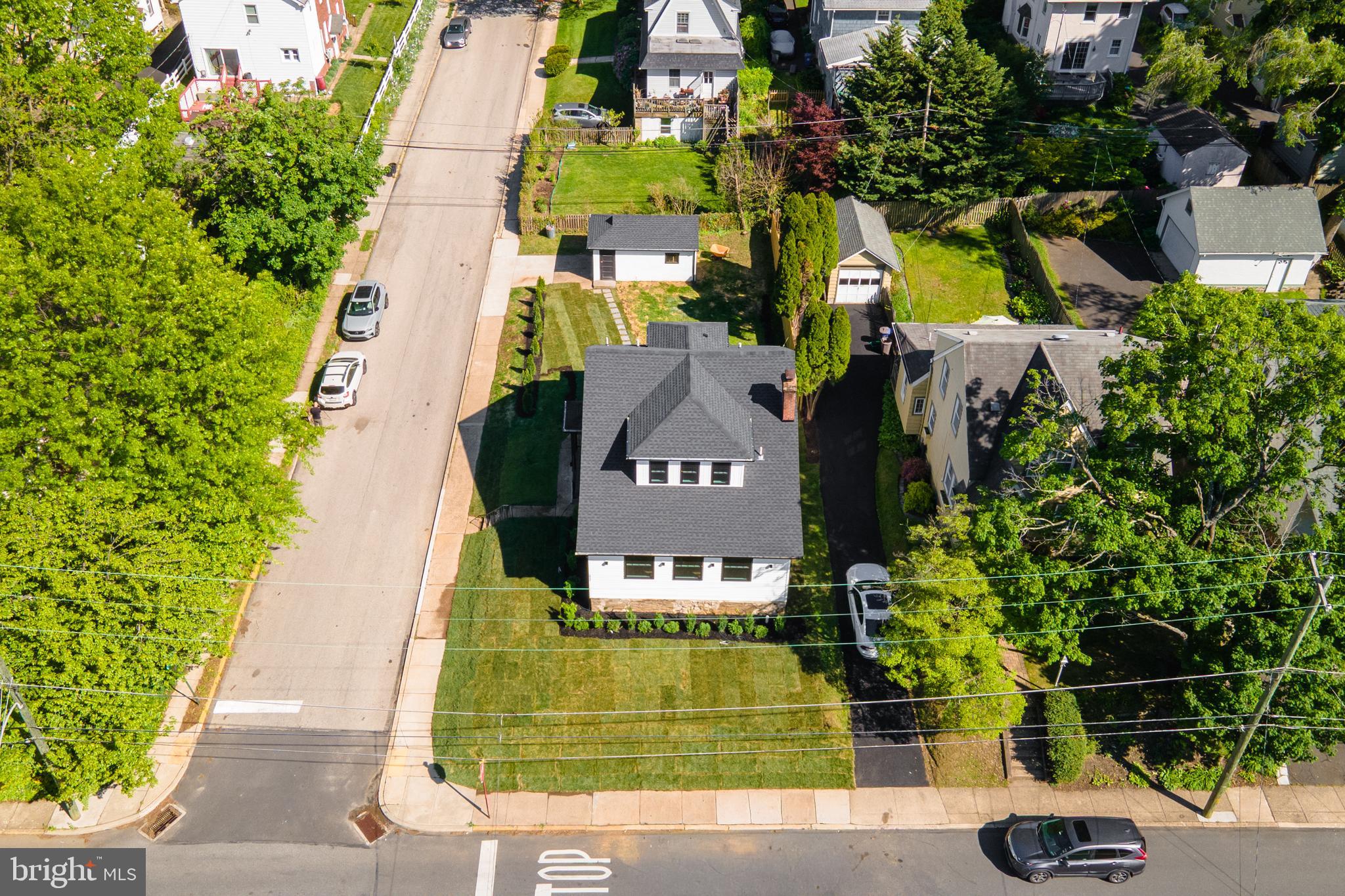 JENKINTOWN - Residential