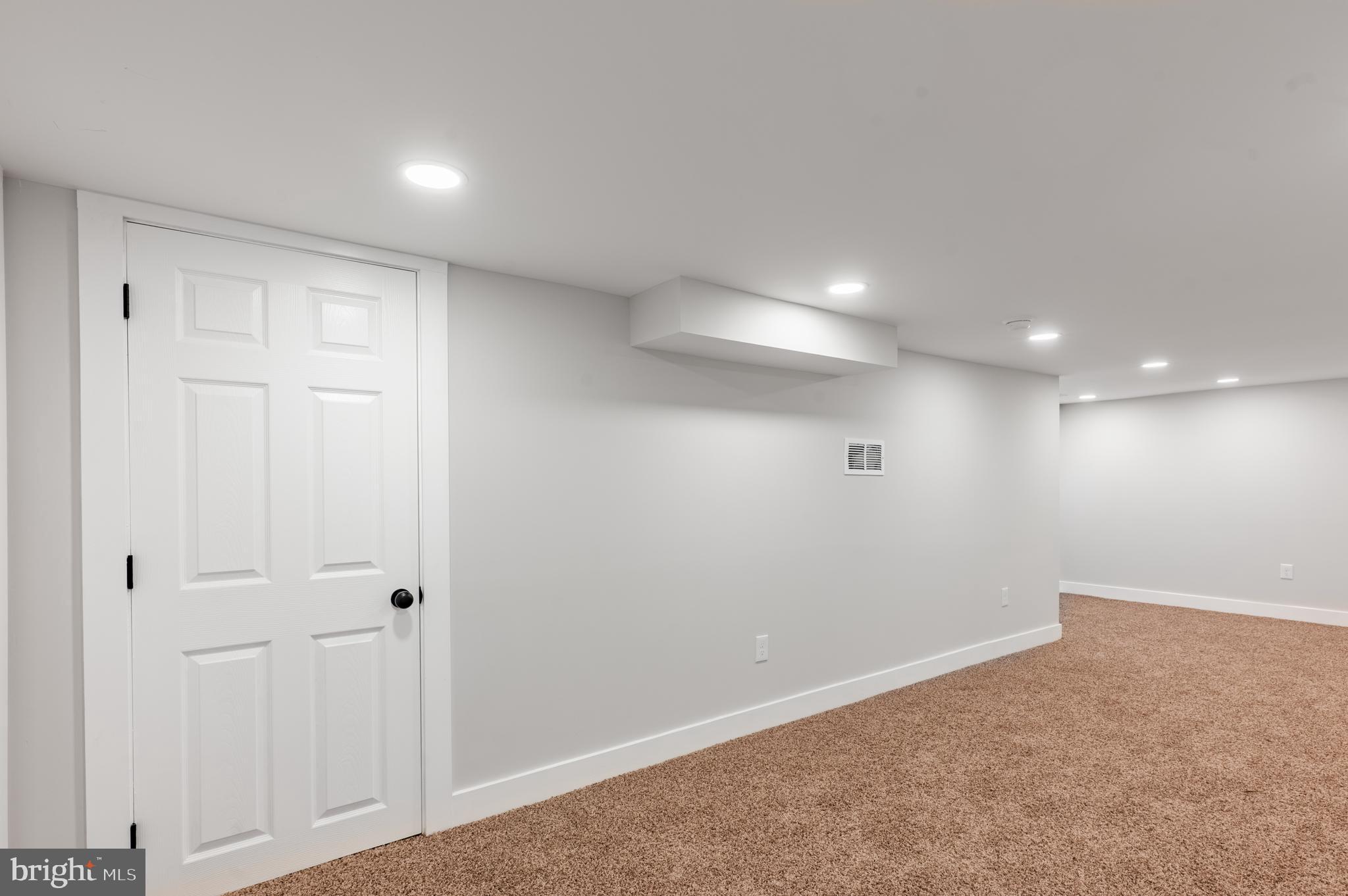 JENKINTOWN - Residential