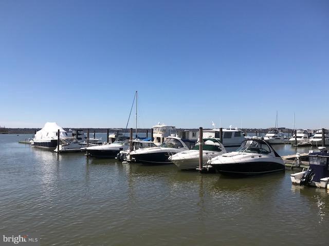 NATIONAL HARBOR - Residential Lease