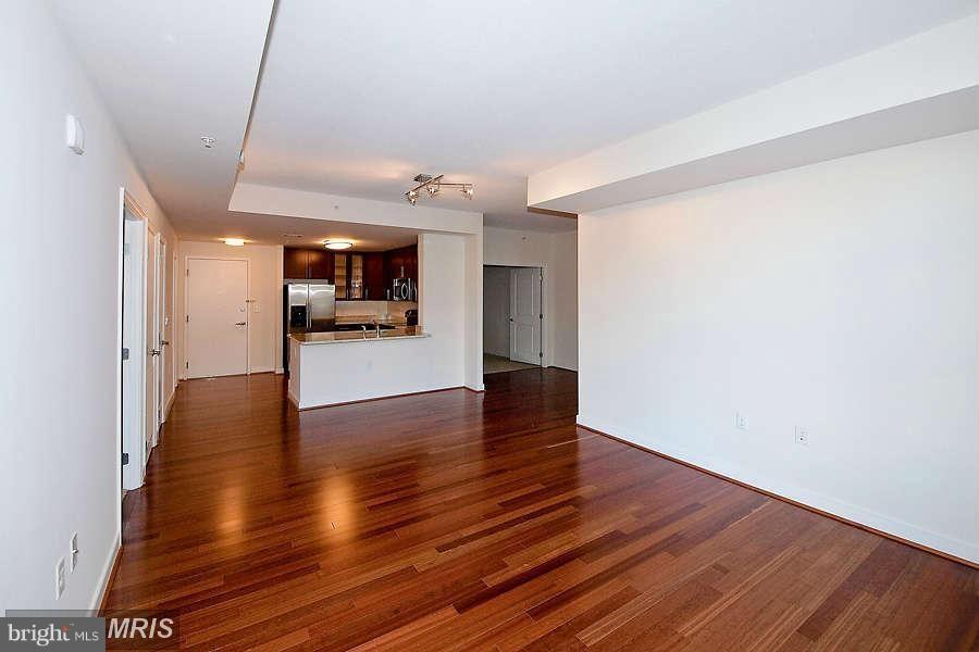 NATIONAL HARBOR - Residential Lease