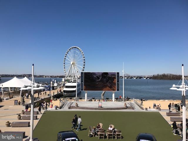 NATIONAL HARBOR - Residential Lease