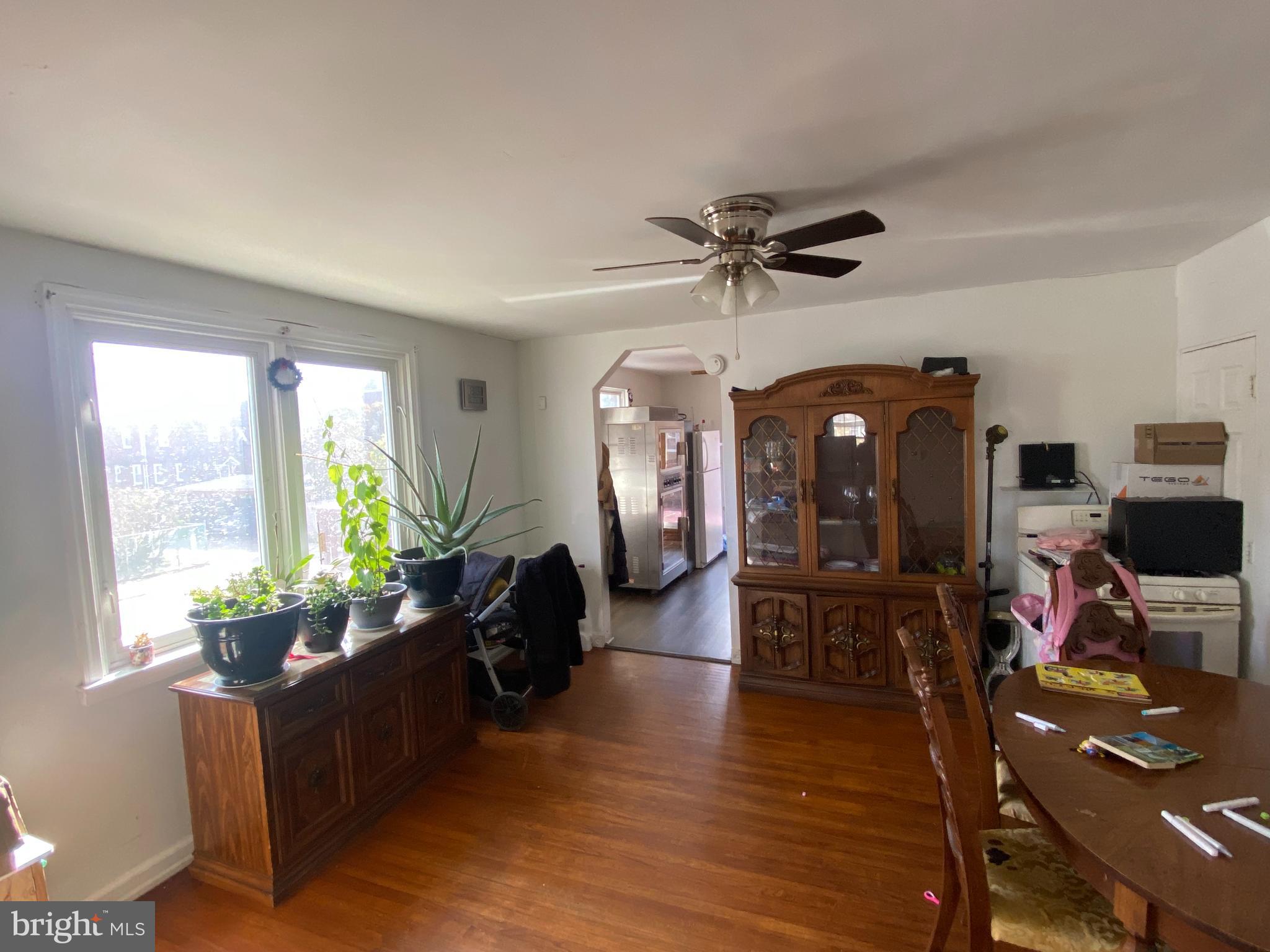 1238 GLENVIEW STREET