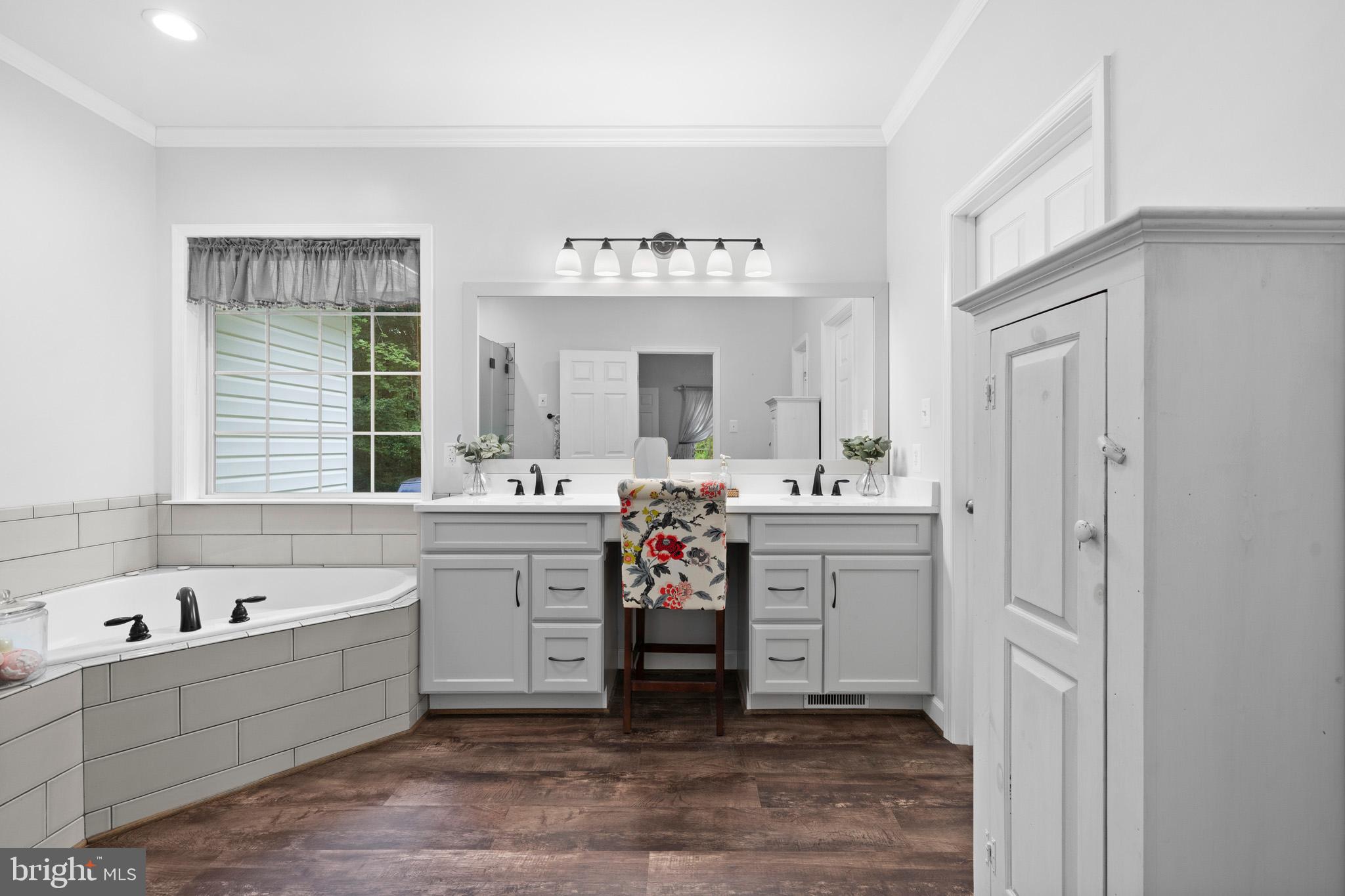 KNOLLCREST SUB - Residential