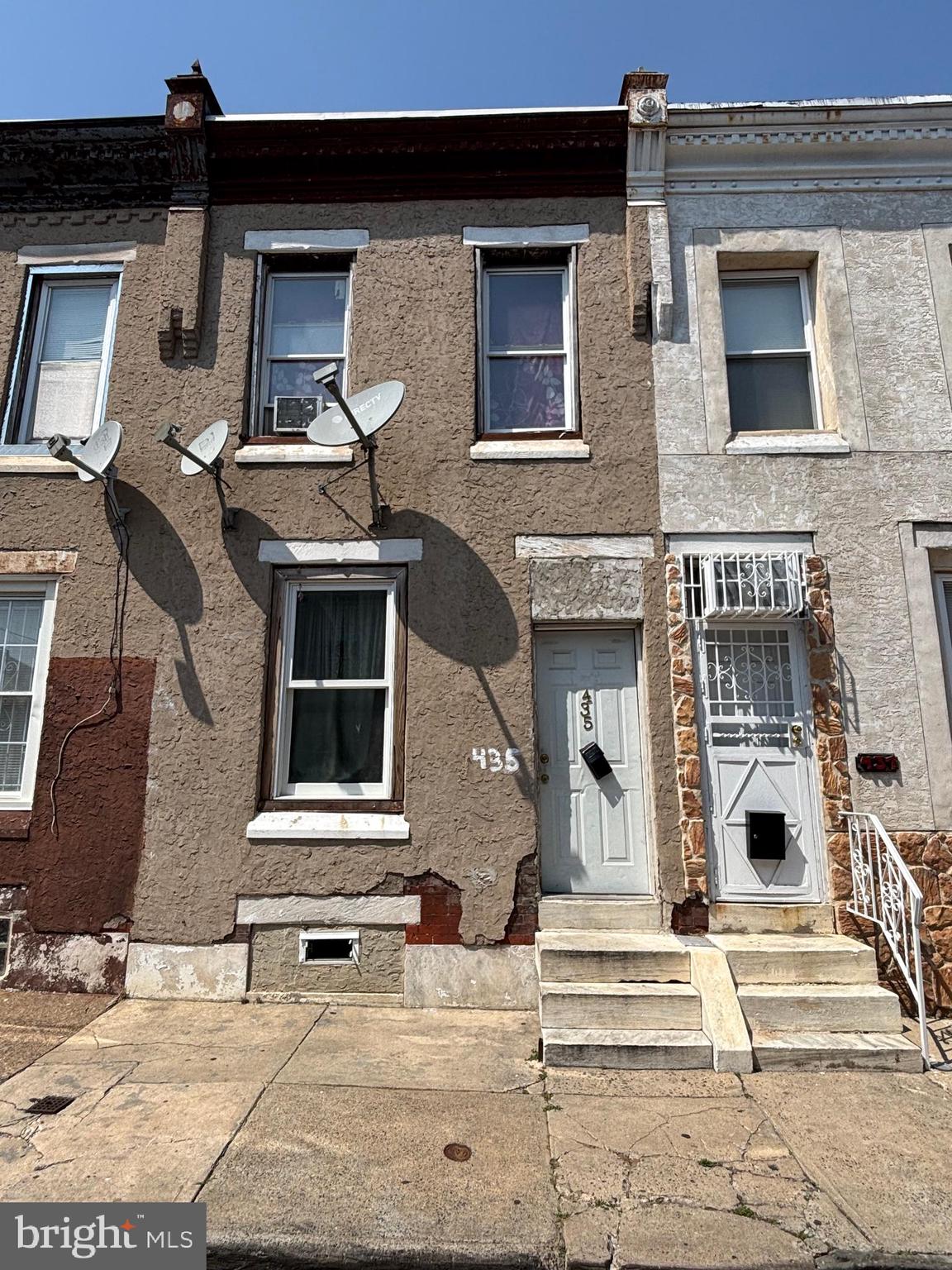 This property is part of an estate. All offers will be considered but the seller would prefer to sell this together with 2938 N Mascher St.
We believe that this property is occupied by non-paying tenants. Seller will not take action to remove them. Buyer must agree to take property as-is; occupancy is not guaranteed.
Walk-by showings only.