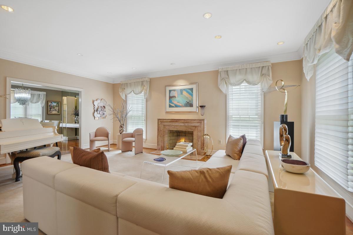 LAKE NORMANDY ESTATES - Residential