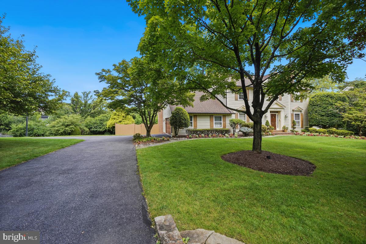 LAKE NORMANDY ESTATES - Residential