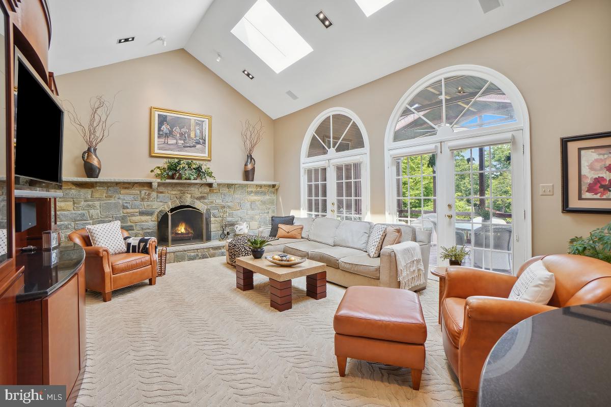 LAKE NORMANDY ESTATES - Residential