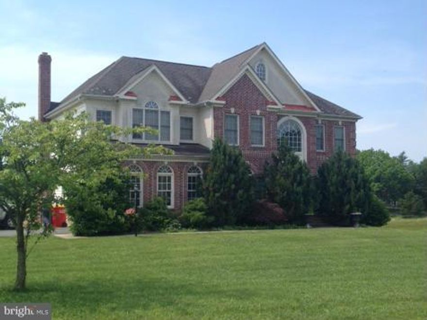 Spacious home and beautiful yard with lots of potential for a growing family.  Large kitchen, family room, and den makes for great indoor entertaining and the expansive back deck is a perfect place to grill and relax with friends and family.  Potential Short Sale.  Sold "AS IS".