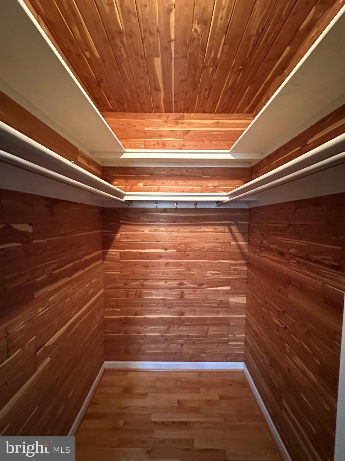 BROYHILL FOREST - Residential Lease